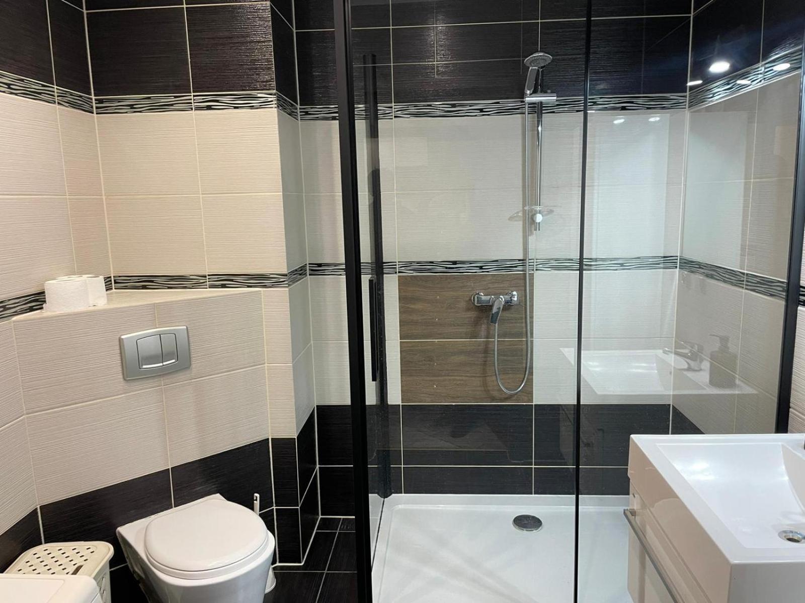 Apartament Ogrody Kolobrzeg Ngoại thất bức ảnh